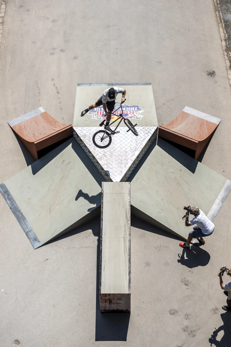 Nico van Loon